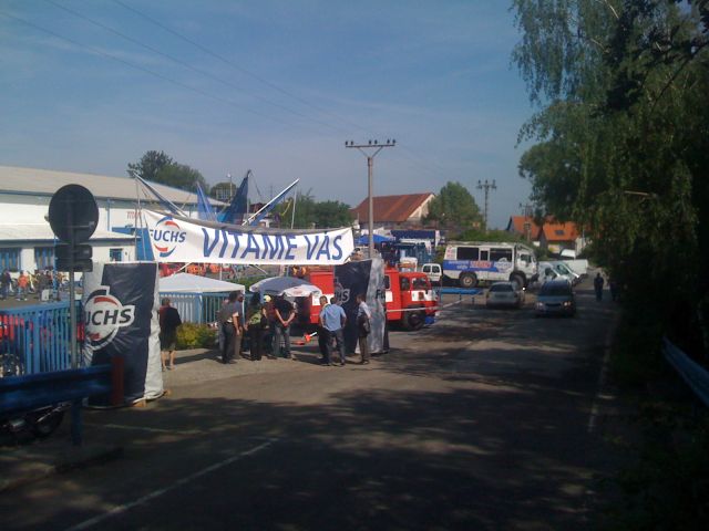 2009-05-Otice-Fuchs-oil > obr (9)